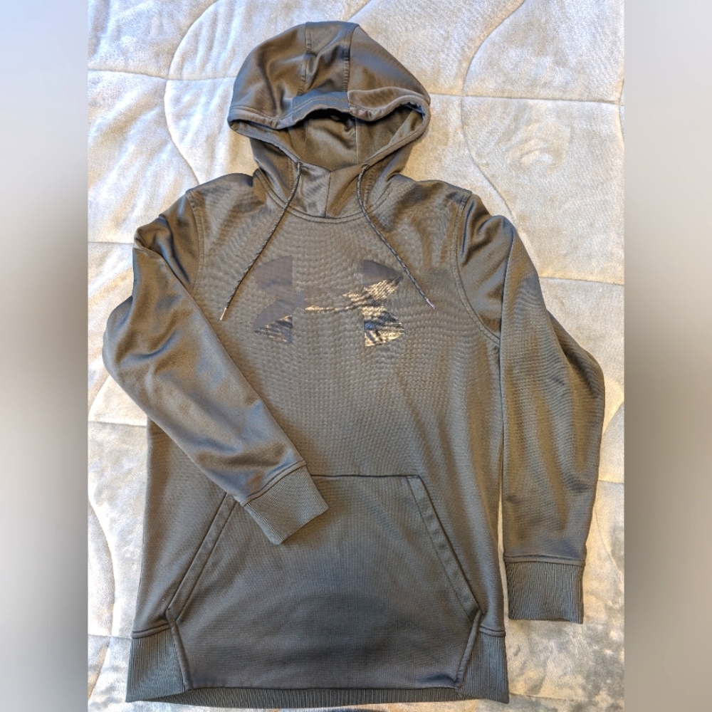 Under Armour hoodie